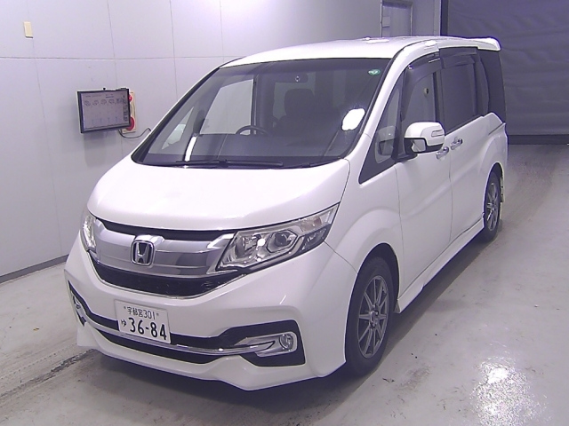 HONDA STEP WAGON 2015