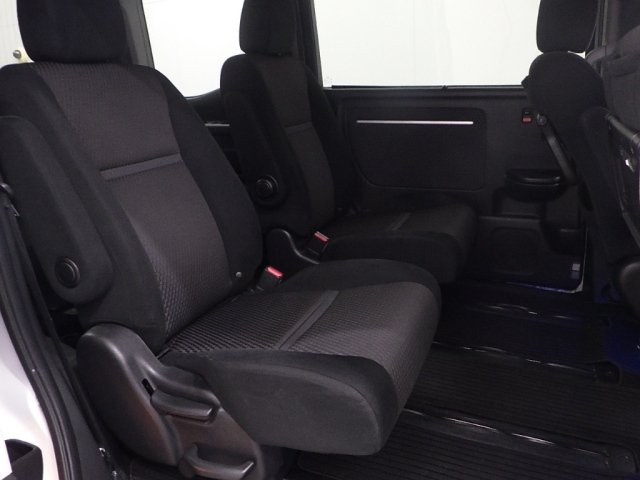 HONDA STEP WAGON 2015