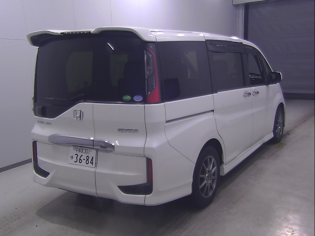HONDA STEP WAGON 2015