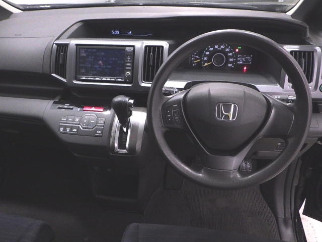 HONDA STEP WAGON 2010