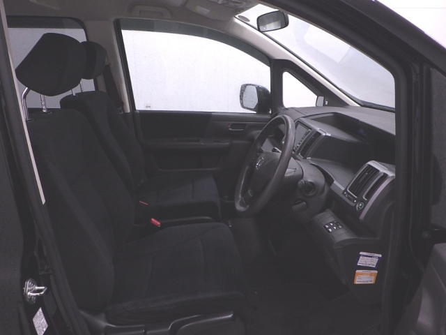 HONDA STEP WAGON 2010