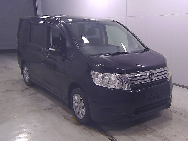 HONDA STEP WAGON 2010