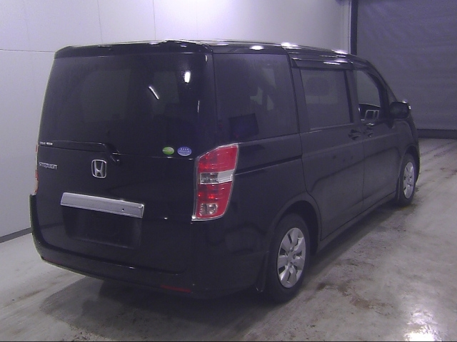 HONDA STEP WAGON 2010