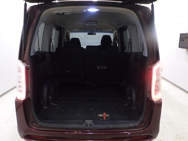 HONDA STEP WAGON 2014