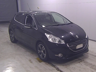 PEUGEOT 208 2014