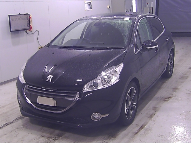 PEUGEOT 208 2014