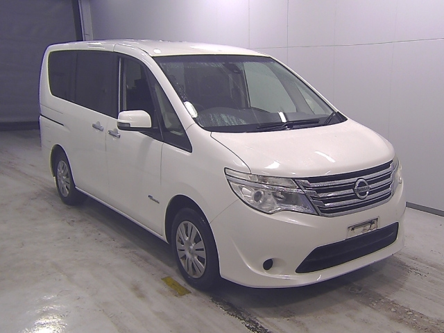NISSAN SERENA 2014