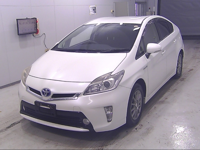 TOYOTA PRIUS 2012