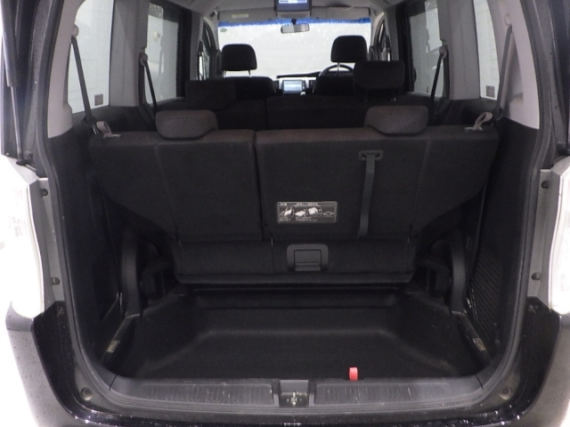 HONDA STEP WAGON 2010