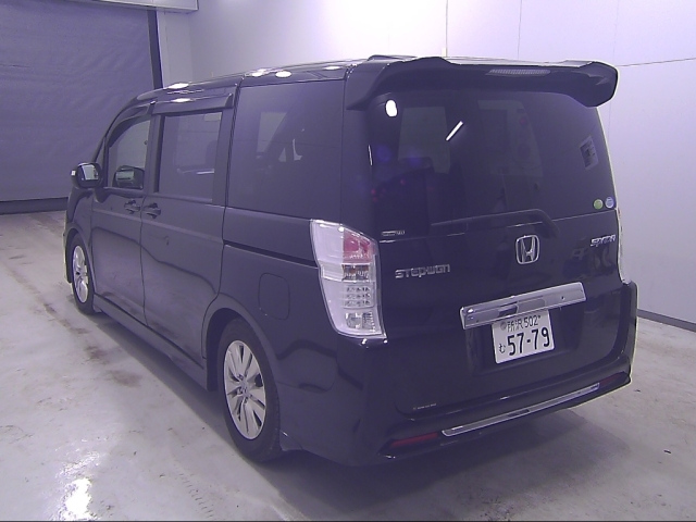 HONDA STEP WAGON 2011