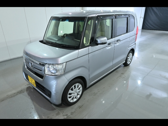 HONDA N BOX 2017