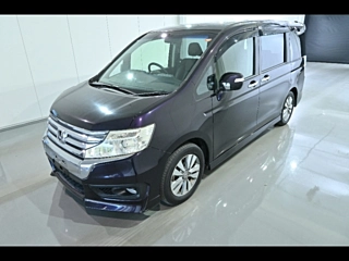 HONDA STEP WAGON 2013