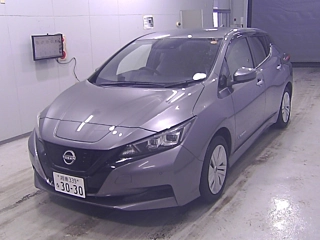 NISSAN LEAF 2021