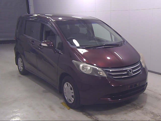 HONDA FREED 2011