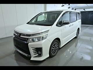 TOYOTA VOXY 2015