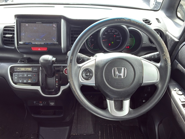 HONDA N BOX 2016
