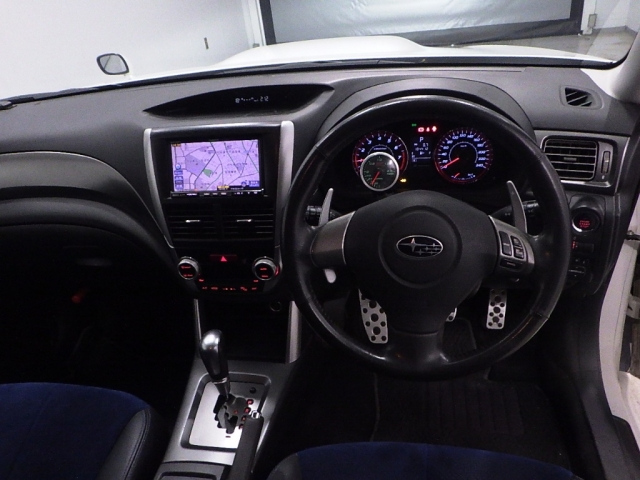 SUBARU FORESTER 2011