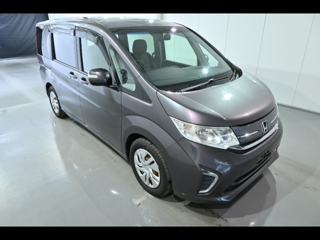 HONDA STEP WAGON 2016