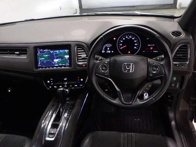 HONDA VEZEL 2018