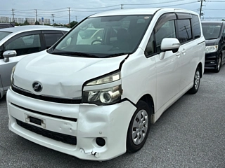 TOYOTA VOXY 2012