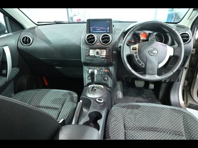 NISSAN DUALIS 2008