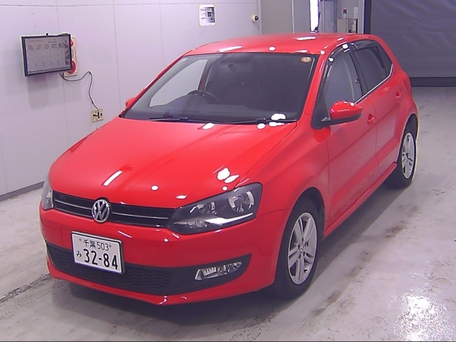 VOLKSWAGEN POLO 2014