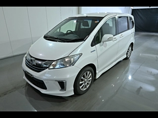 HONDA FREED 2015