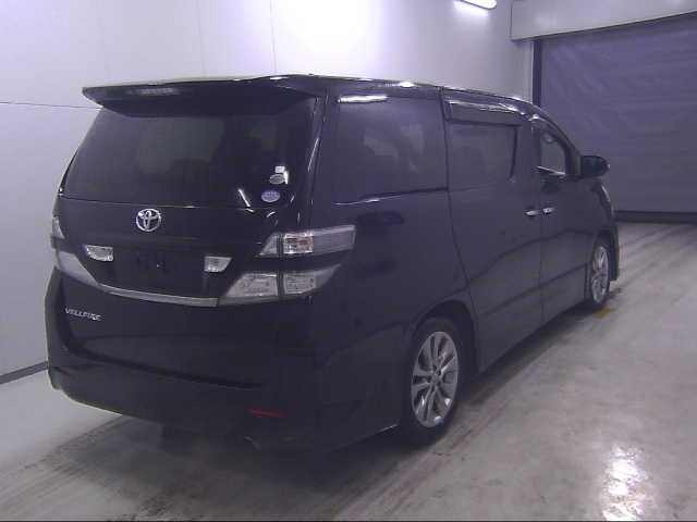 TOYOTA VELLFIRE 2011