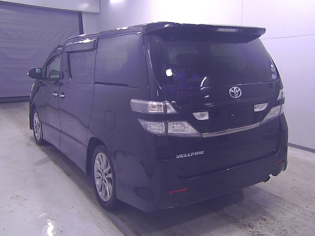 TOYOTA VELLFIRE 2011