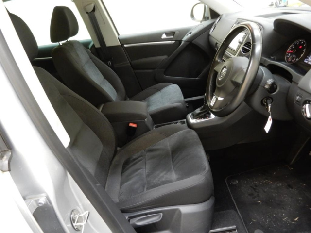 VOLKSWAGEN TIGUAN 2013