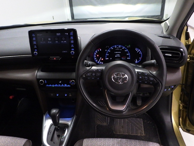 TOYOTA YARIS CROSS 2020