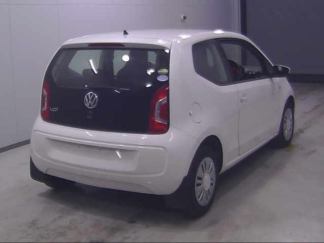VOLKSWAGEN UP 2013