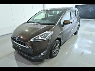 TOYOTA SIENTA 2018