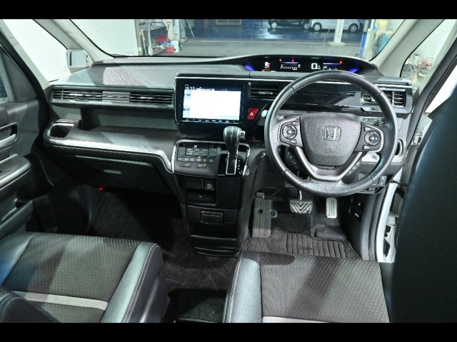 HONDA STEP WAGON 2019