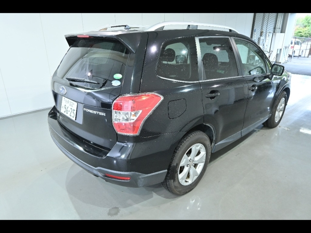 SUBARU FORESTER 2013
