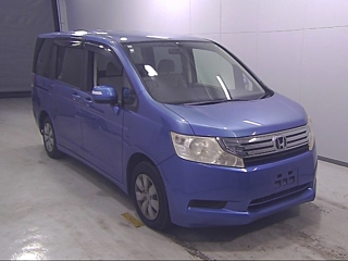 HONDA STEP WAGON 2011