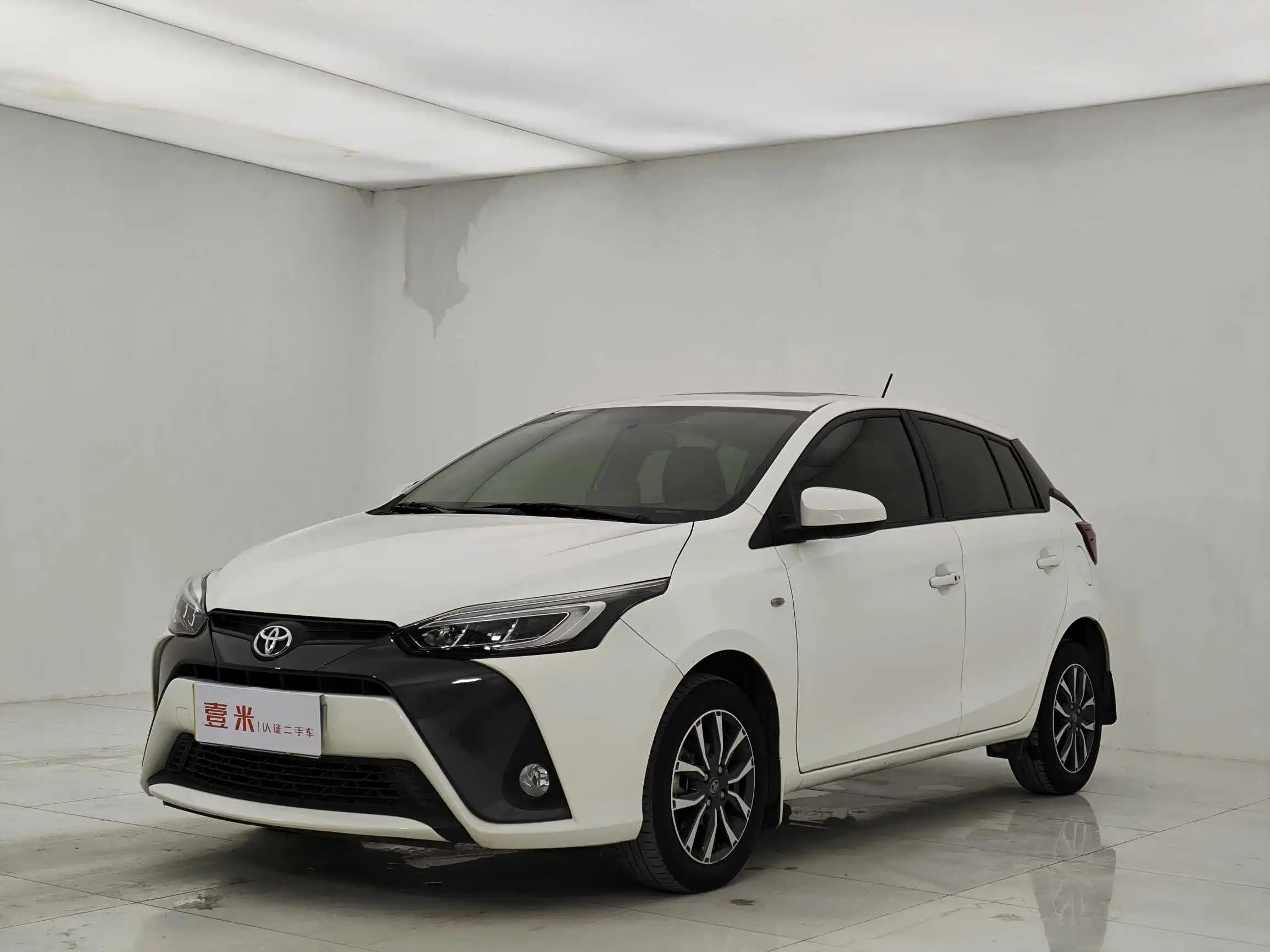 TOYOTA YARIS L DAZZLING