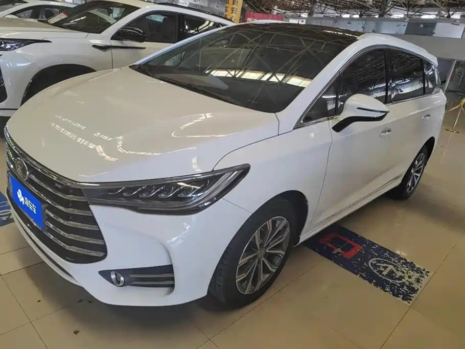 BYD SONG MAX