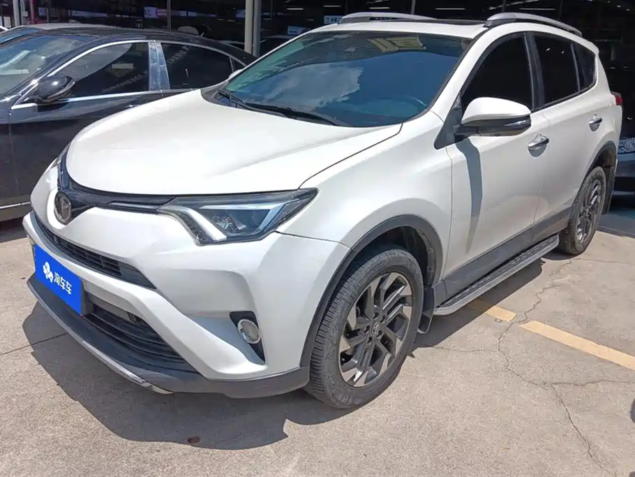 TOYOTA RAV4 RONGFANG