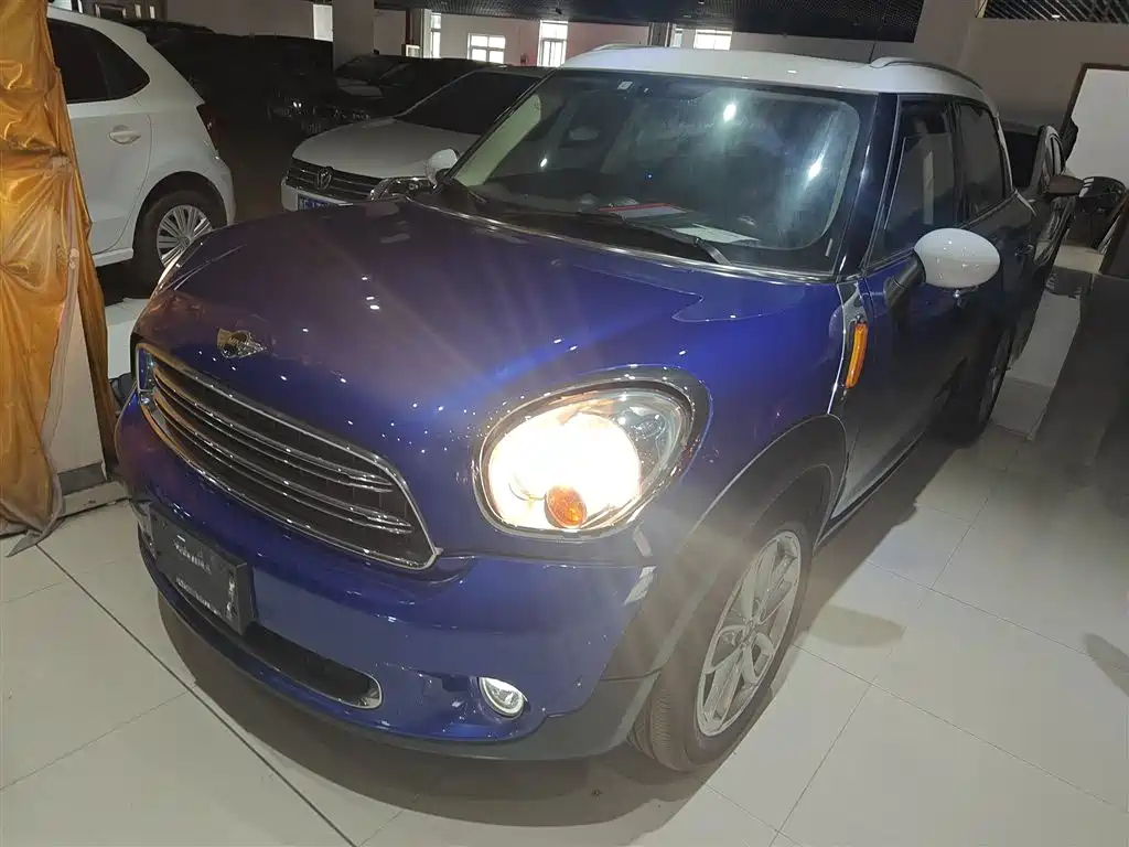 MINI COUNTRYMAN
