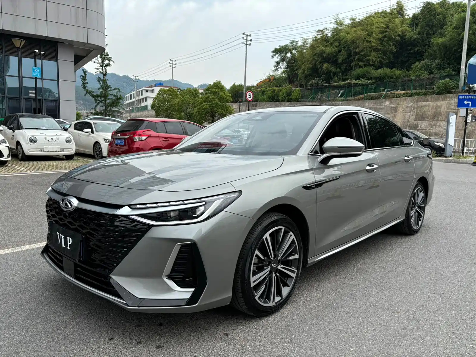 CHERY ARRIZO 8