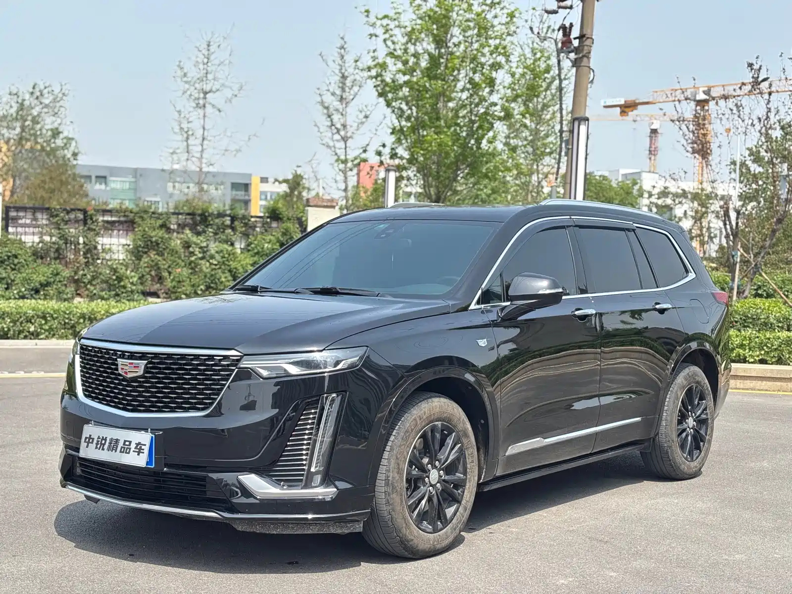 CADILLAC XT6