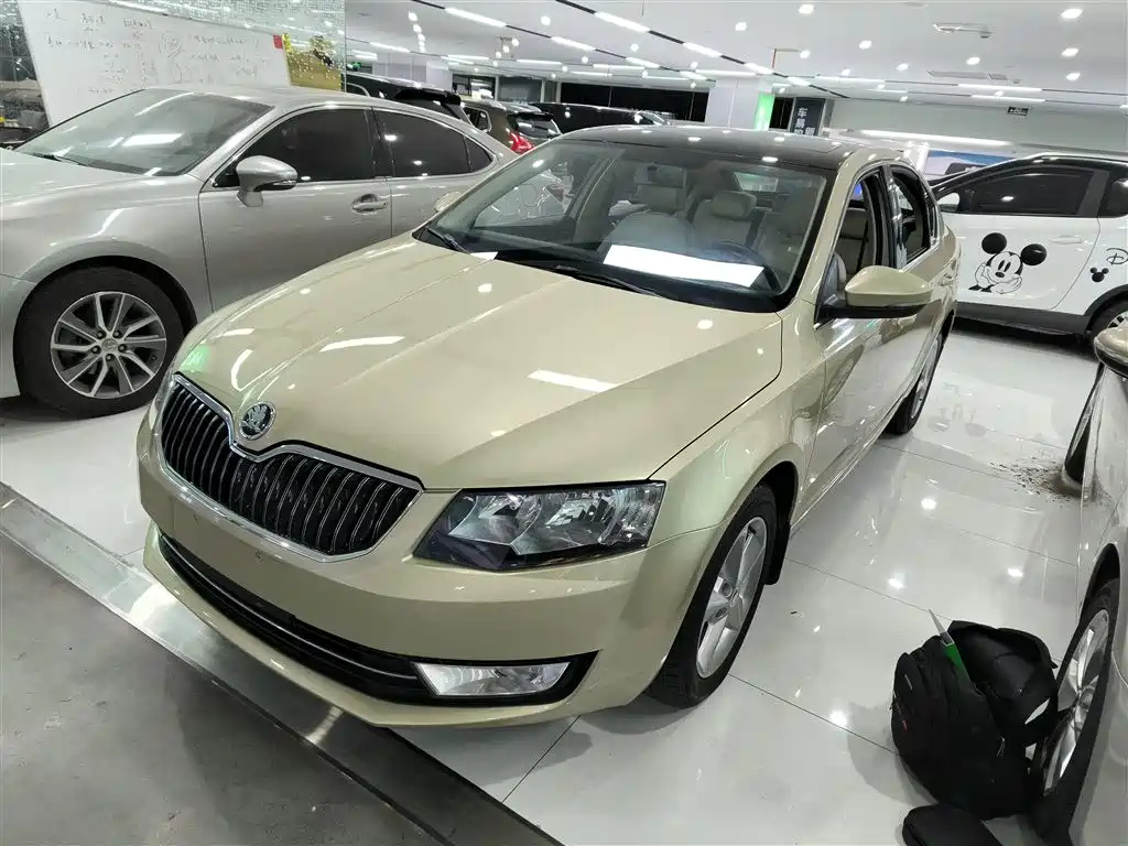 SKODA OCTAVIA