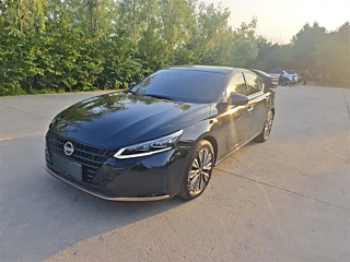 NISSAN TEANA 2024