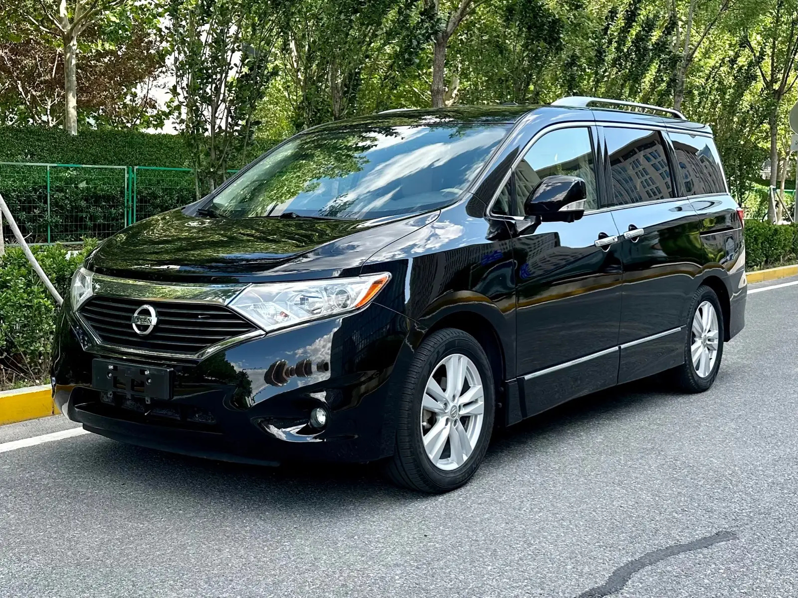 NISSAN QUEST