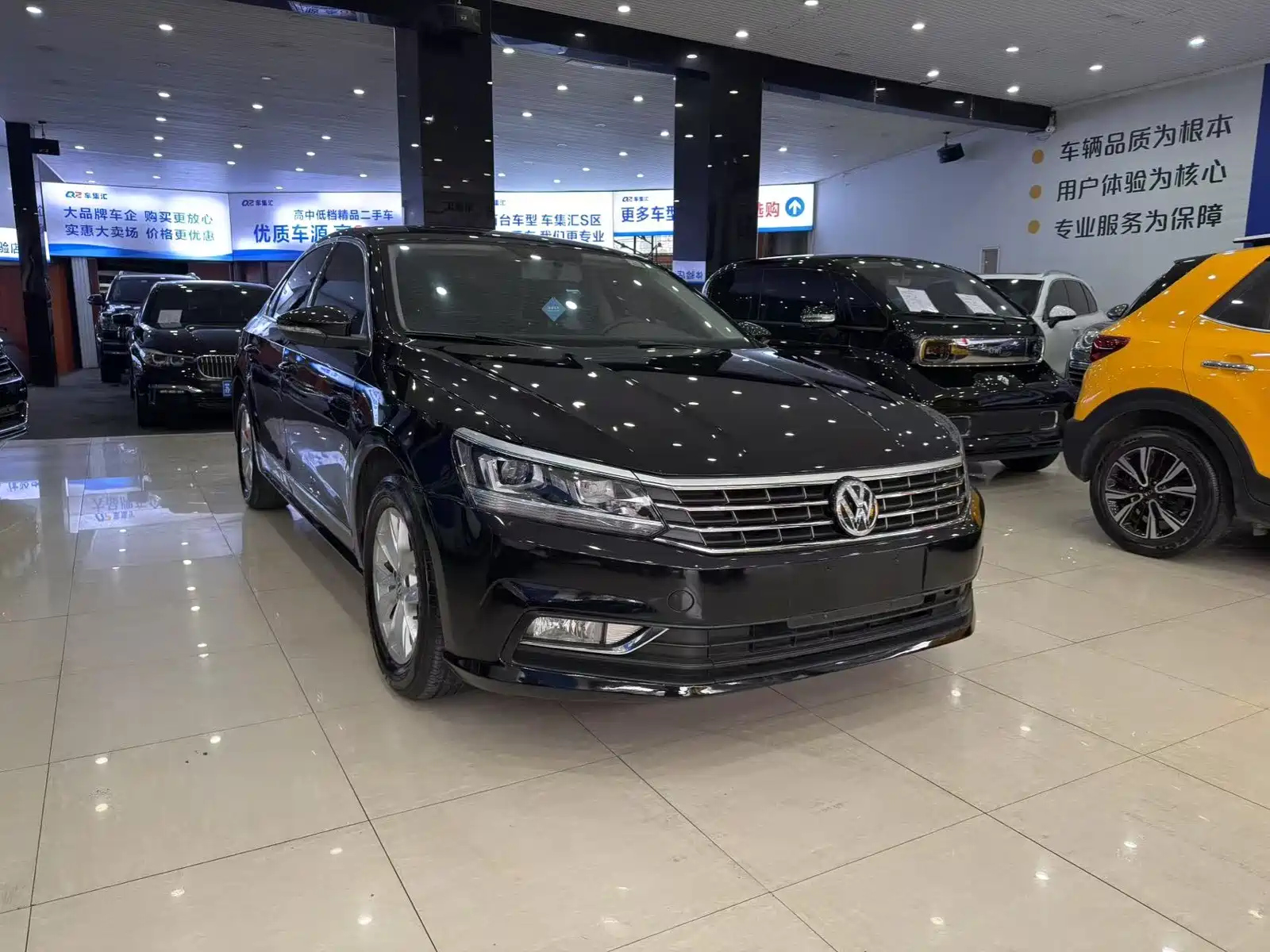 VOLKSWAGEN PASSAT