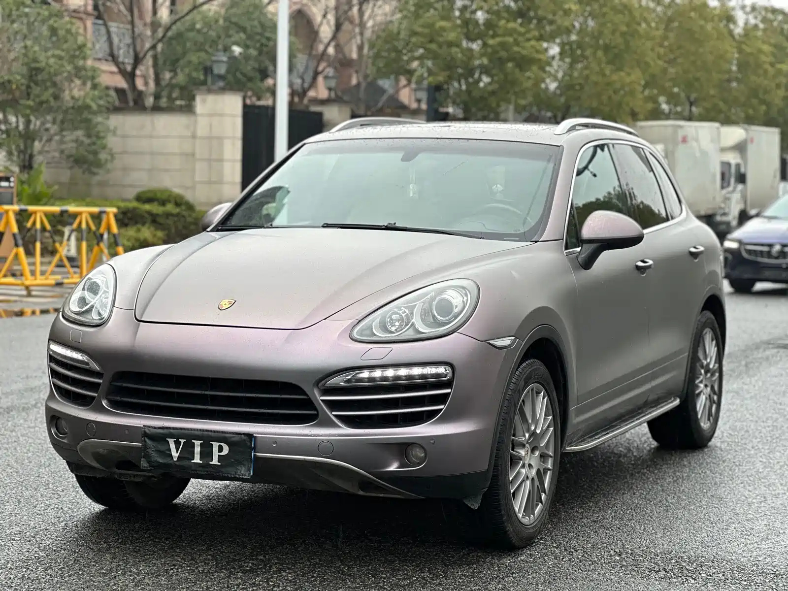 PORSCHE CAYENNE