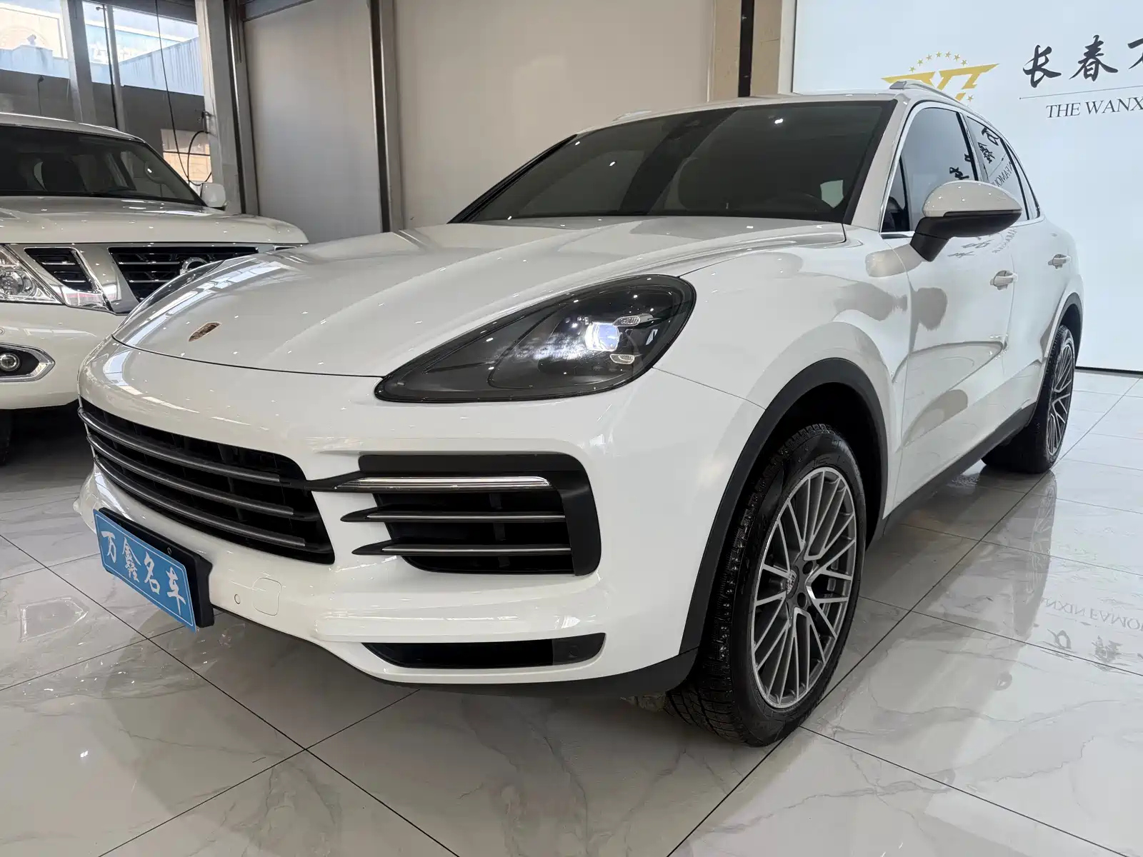 PORSCHE CAYENNE