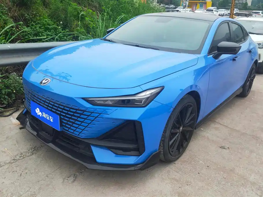CHANGAN UNI-V