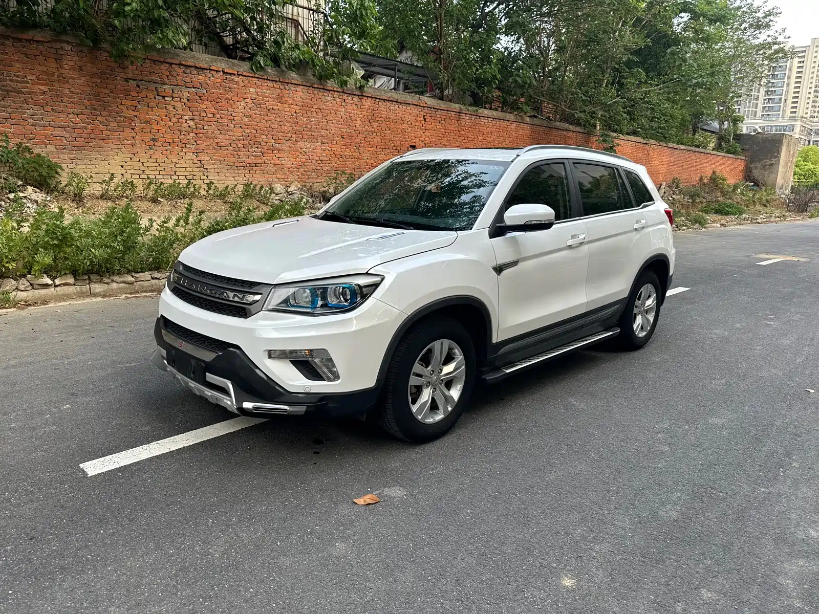 CHANGAN CS75